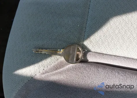 2002 Mazda Protege Dx/Es/Lx from USA, damaged, VIN JM1BJ225921572885